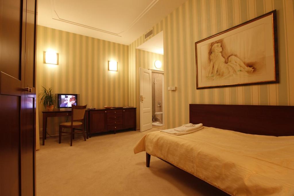 Hotel Sandor Pavillon Piest'any Kamer foto