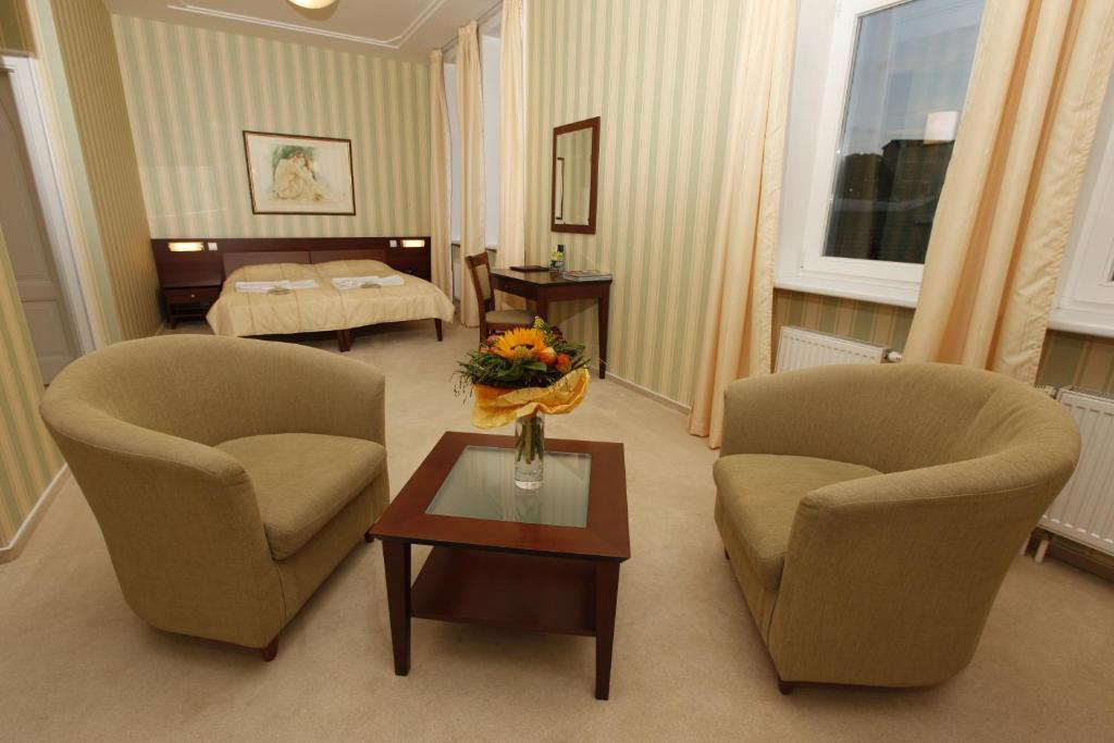 Hotel Sandor Pavillon Piest'any Kamer foto