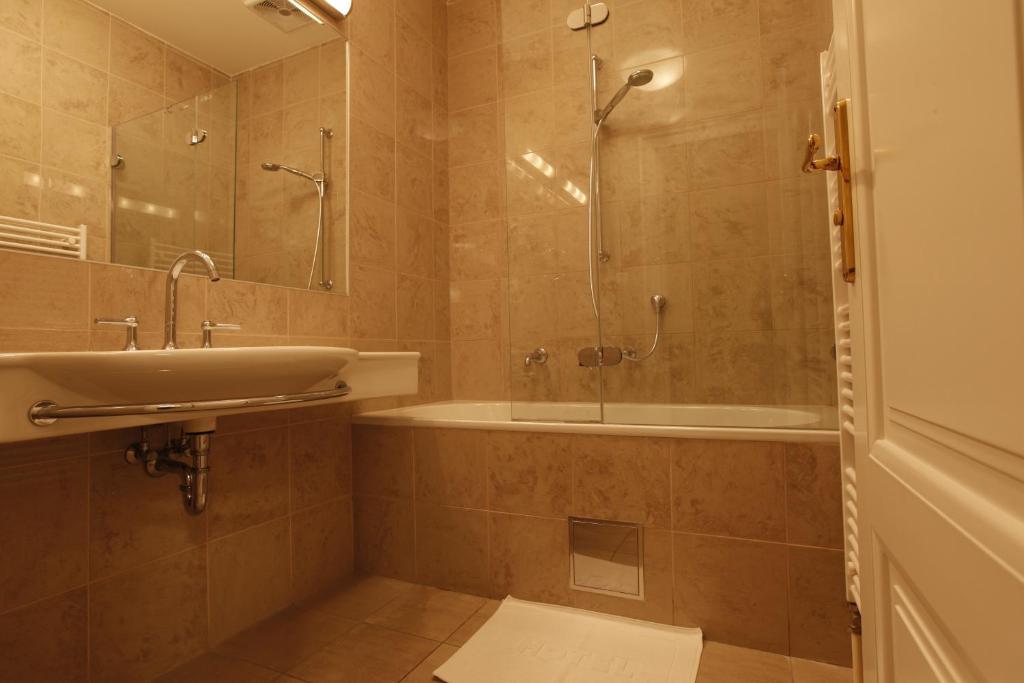 Hotel Sandor Pavillon Piest'any Kamer foto